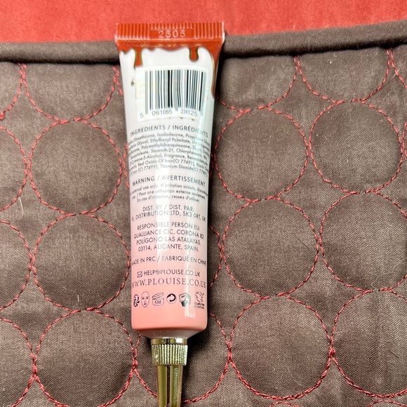 P. Louise Tender Touch Blush, Brown Eye Shadow Base, Sleep Mask Set & Lash Set - Picture 7 of 9